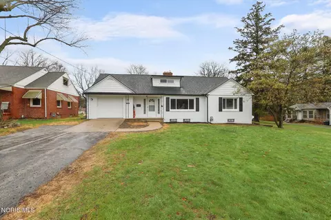 1810 Penn Rd, Toledo, OH 43615