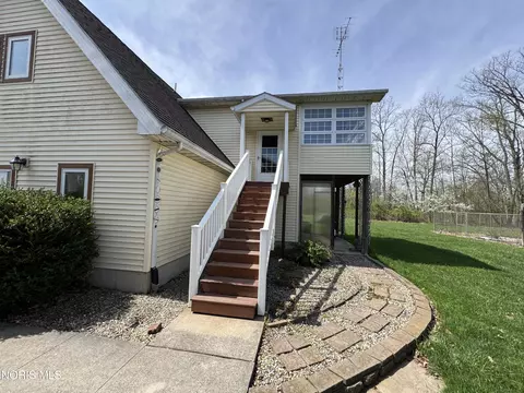 Exterior - 9019 County Rd 19-50, West Unity, OH 43570 photo 5 of 6