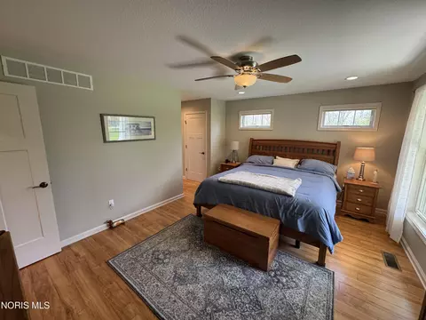 Bedroom - 9019 County Rd 19-50, West Unity, OH 43570 photo 2 of 8