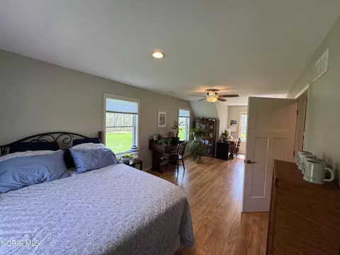 Bedroom - 9019 County Rd 19-50, West Unity, OH 43570 photo 4 of 8