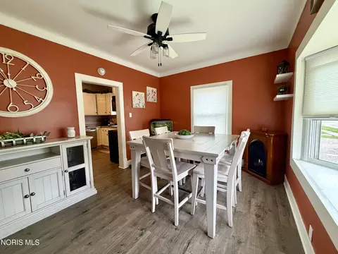 Dining - 111 W Wayne St, Paulding, OH 45879 photo 1 of 2