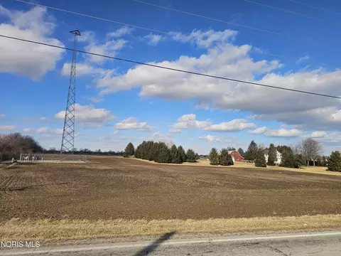 11499 W Portage River South Rd, Oak Harbor, OH 43449