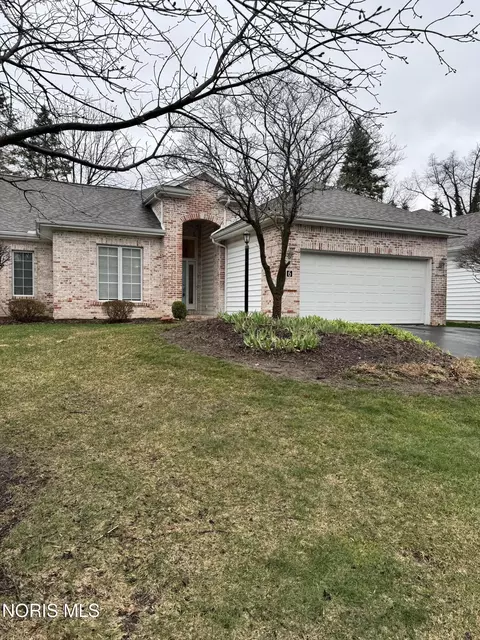 6 Bent Creek Xing, Sylvania, OH 43560