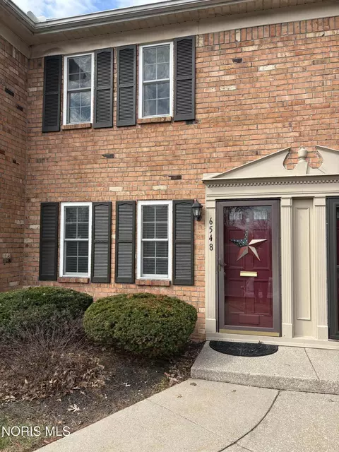 6548 Cornwall Ct, Sylvania, OH 43560