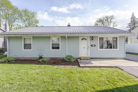 923 Harmon St, Findlay, OH 45840