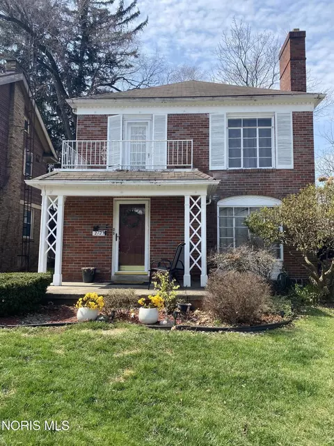 2129 Wyndhurst Rd, Toledo, OH 43607