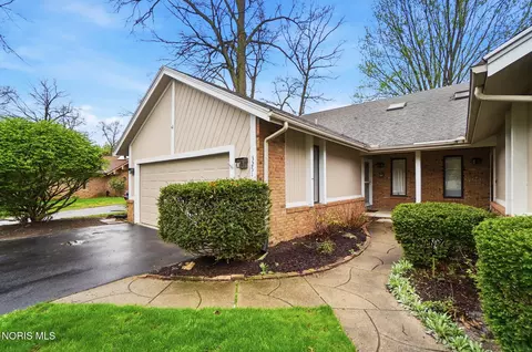 3251 Woodbrook Rd #3251, Toledo, OH 43617