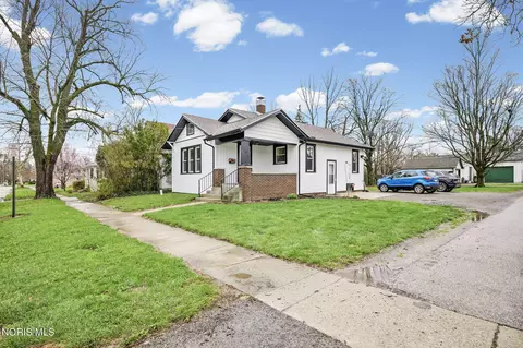 125 W Mcpherson Ave, Findlay, OH 45840