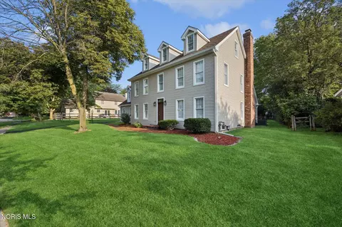 7716 Pope Run Ln, Sylvania, OH 43560