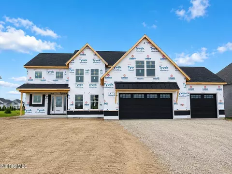 118 Old Dover Rd, Perrysburg, OH 43551