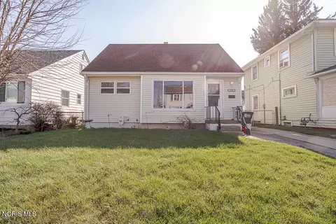4202 Lyman Ave, Toledo, OH 43612