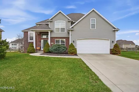 3307 Sterlingwood Ln, Perrysburg, OH 43551