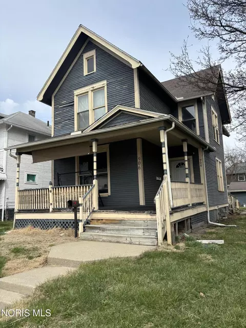 906 Oakwood Ave, Toledo, OH 43607