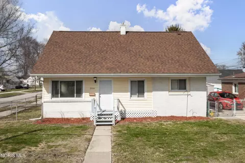 2226 Peabody Ave, Toledo, OH 43614