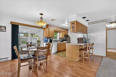 Dining - 1805 E Wilson St, Bryan, OH 43506 photo 5 of 5