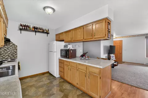 Kitchen - 1805 E Wilson St, Bryan, OH 43506 photo 1 of 4