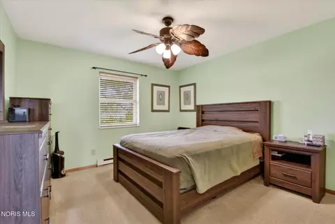 Bedroom - 1805 E Wilson St, Bryan, OH 43506 photo 2 of 3