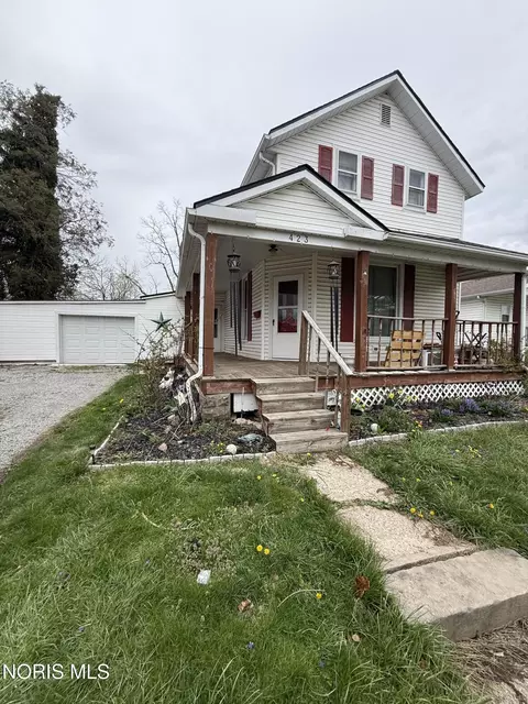423 E North St, Kenton, OH 43326