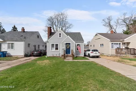 5855 Gany Mede Dr, Toledo, OH 43623