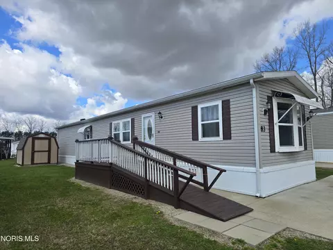220 Maple Ln #83, Green Springs, OH 44836