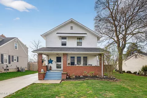 614 W John St, Maumee, OH 43537