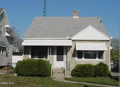 2653 117th St, Toledo, OH 43611
