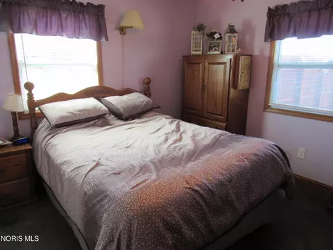 Bedroom - 8437 18 Rd, Bryan, OH 43506 photo 3 of 4