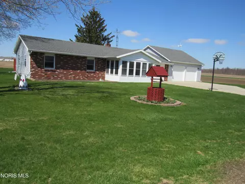 Exterior - 8437 18 Rd, Bryan, OH 43506 photo 3 of 7
