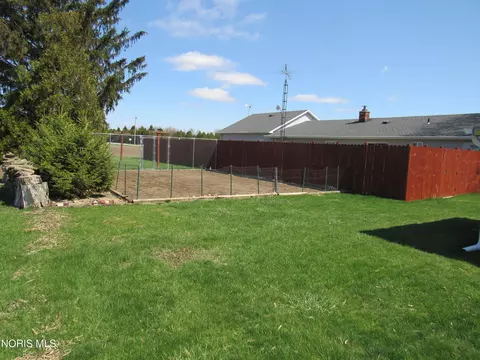 Exterior - 8437 18 Rd, Bryan, OH 43506 photo 7 of 7