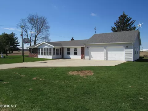 8437 18 Rd, Bryan, OH 43506