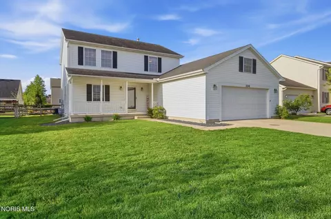 104 Earl North Dr, Haskins, OH 43525