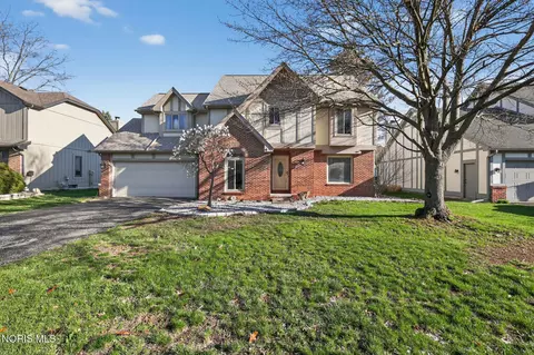 7028 Shooters Hill Rd, Toledo, OH 43617