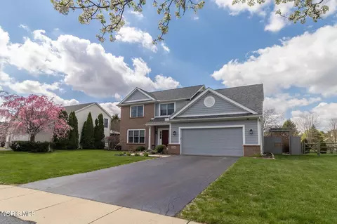 300 Twinbrook Dr, Perrysburg, OH 43551