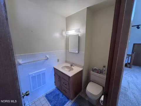 Bath - 423 N Johnson St, Ada, OH 45810 photo 1 of 3