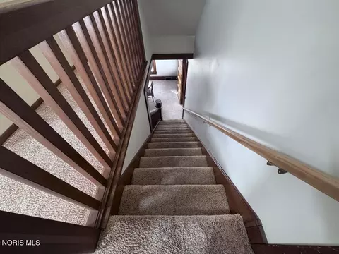 Entry Way - 423 N Johnson St, Ada, OH 45810 photo 3 of 3