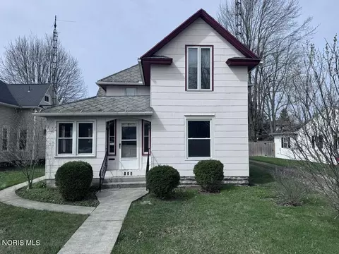 423 N Johnson St, Ada, OH 45810