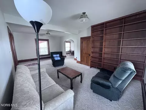 Living - 423 N Johnson St, Ada, OH 45810 photo 1 of 3