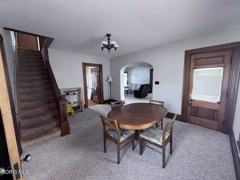 Dining - 423 N Johnson St, Ada, OH 45810 photo 1 of 2