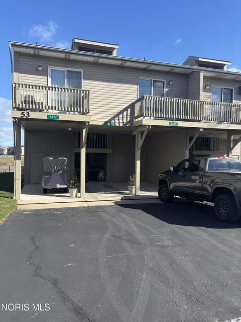 8877 W Canada Goose Ct, Oak Harbor, OH 43449
