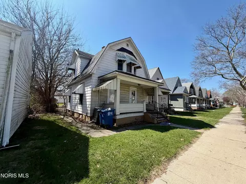 1143 South Ave, Toledo, OH 43609