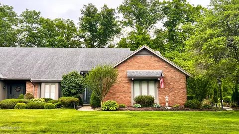 36 Wolfridge Dr, Holland, OH 43528