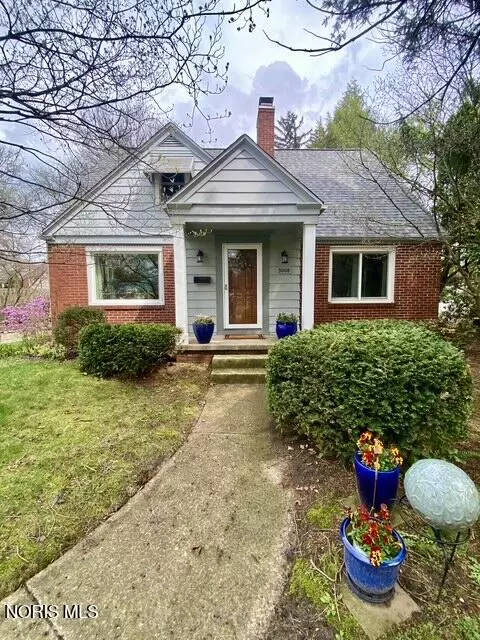 3008 Pemberton Dr, Toledo, OH 43606