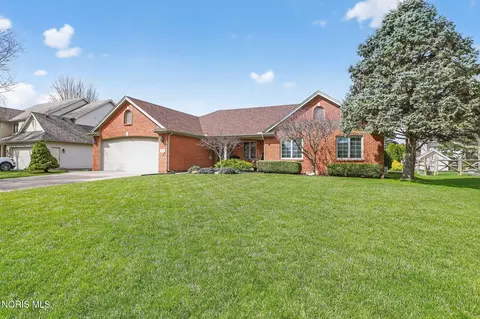 3008 Estuary Pl, Maumee, OH 43537