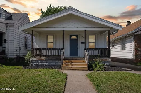 1952 Fairfax Rd, Toledo, OH 43613