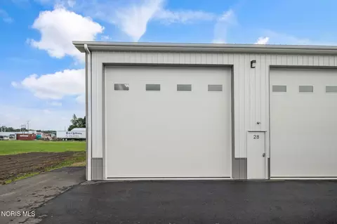 3720 E Clean St #27, Port Clinton, OH 43452