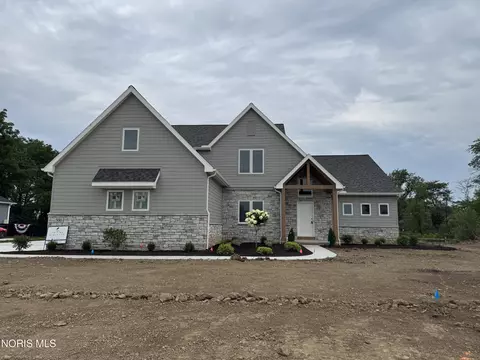 500 Chippewa Ln, Perrysburg, OH 43551