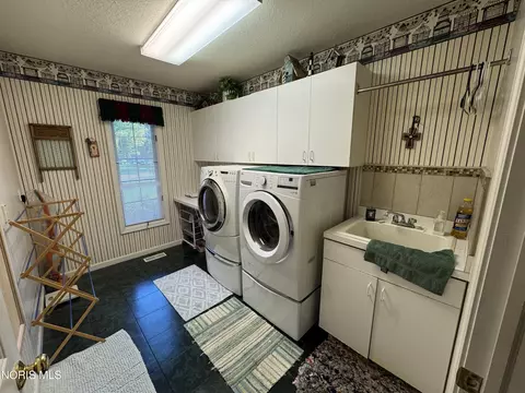 Other - 7455 Valhalla Dr, Maumee, OH 43537 photo 5 of 9