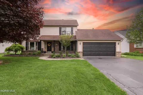 1237 Grassy Ct, Rossford, OH 43460