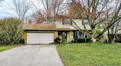 1861 Lynbrook Dr, Toledo, OH 43614