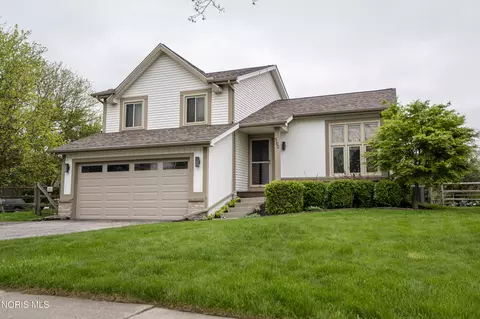 560 Centerfield Dr, Maumee, OH 43537